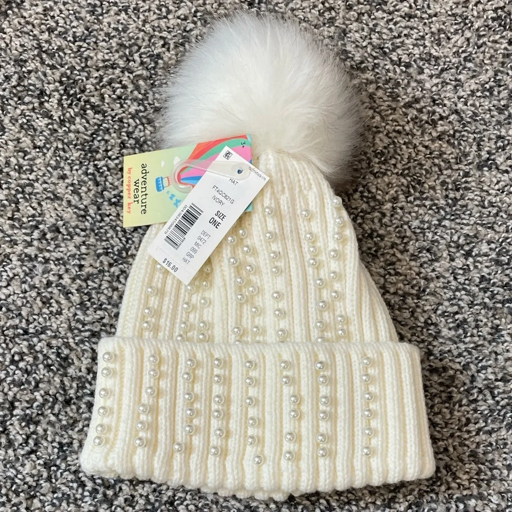 Disney Minnie Mouse Polka Dot Reversible Sweatshirt and Pearl Puff Beanie NWT